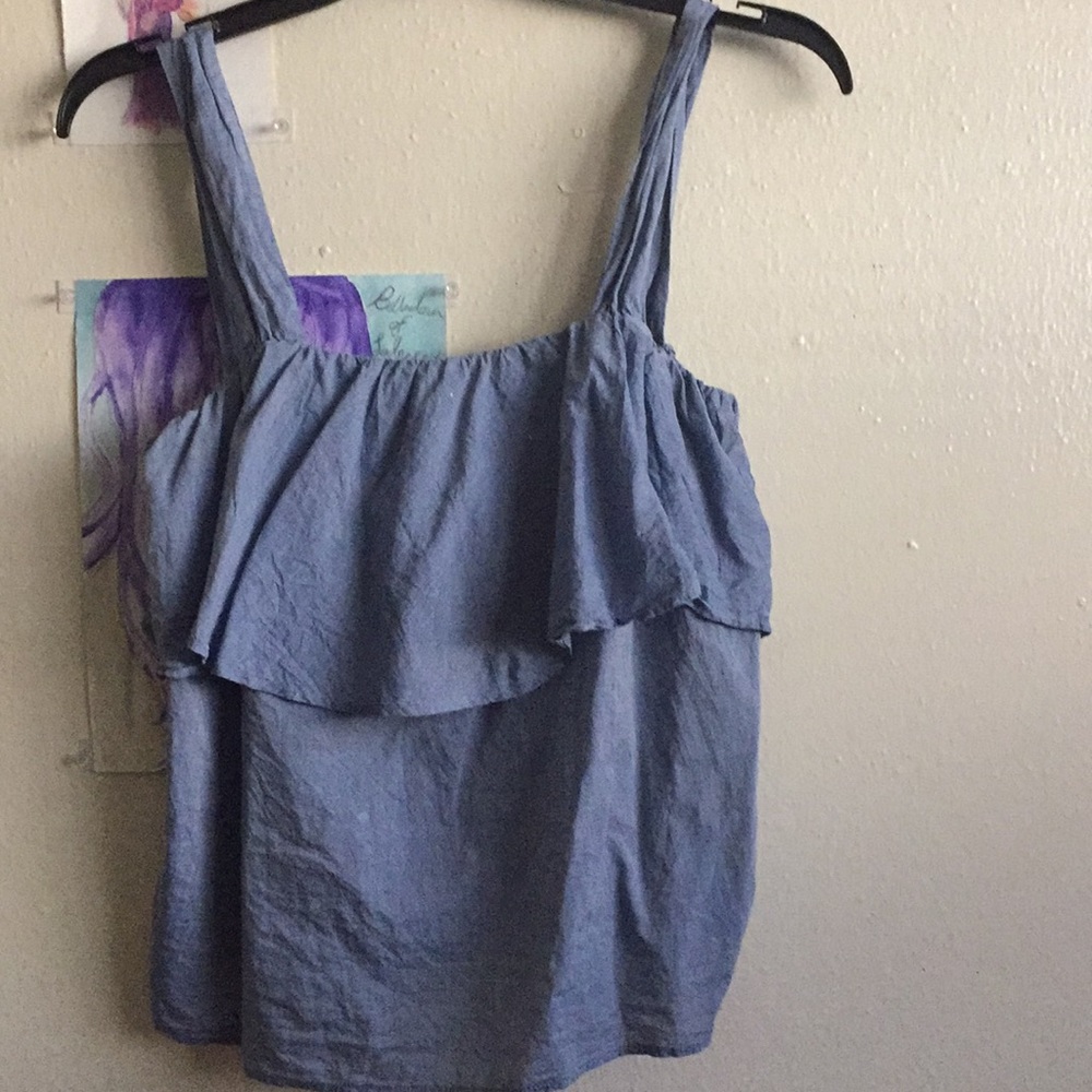 Beautiful sleeveless linen top